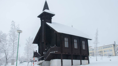 Dolný Smokovec, drevený rímskokatolícky kostol | Hotel Slovan