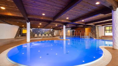 Relax centrum s bazénom - wellness hotela SLOVAN